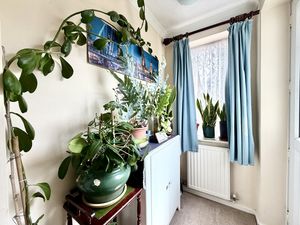 Porch- click for photo gallery